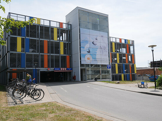 Aufstockung-Parkhaus-Suedstadtklinik